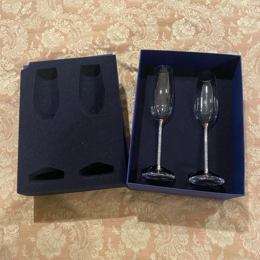 Swarovski Crystalline Toasting Flutes New with original box! 🥂🍾